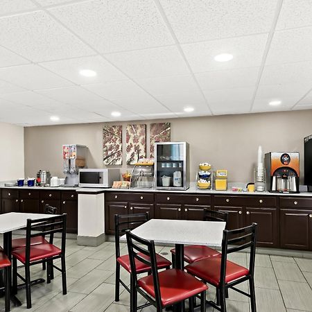 Red Roof Inn & Suites Duncan Luaran gambar