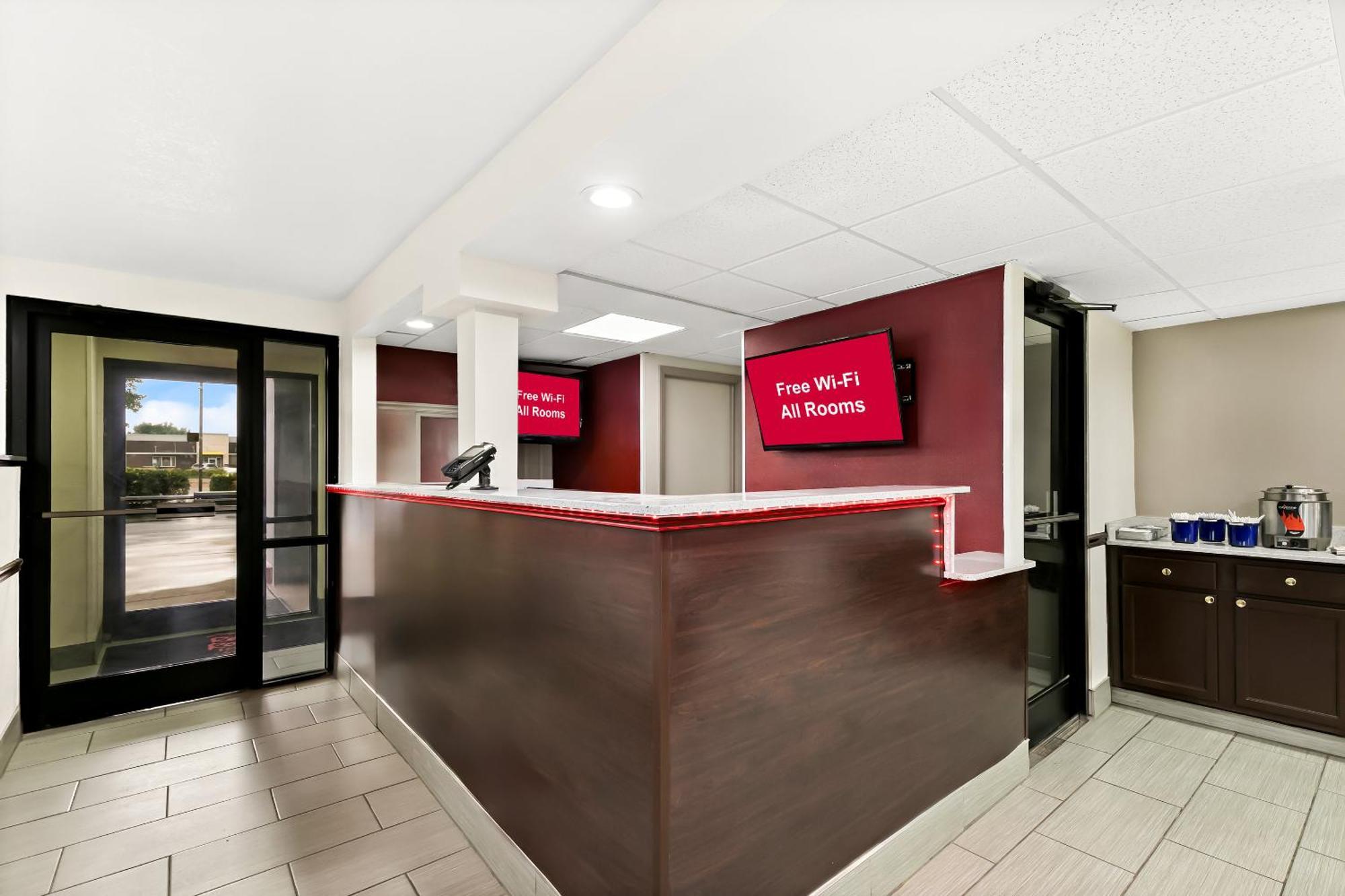 Red Roof Inn & Suites Duncan Luaran gambar