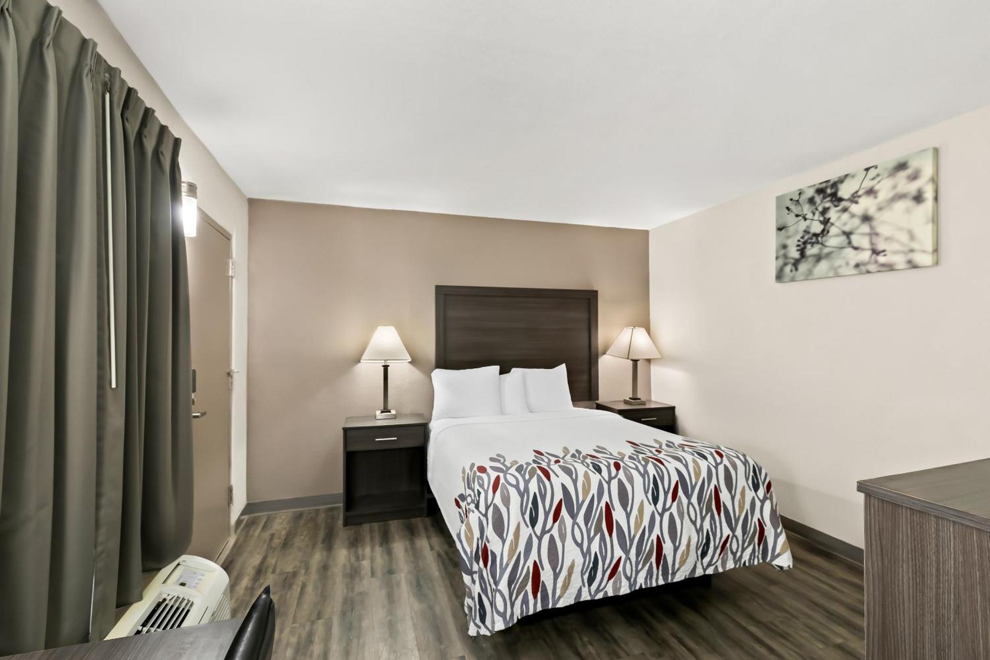 Red Roof Inn & Suites Duncan Luaran gambar